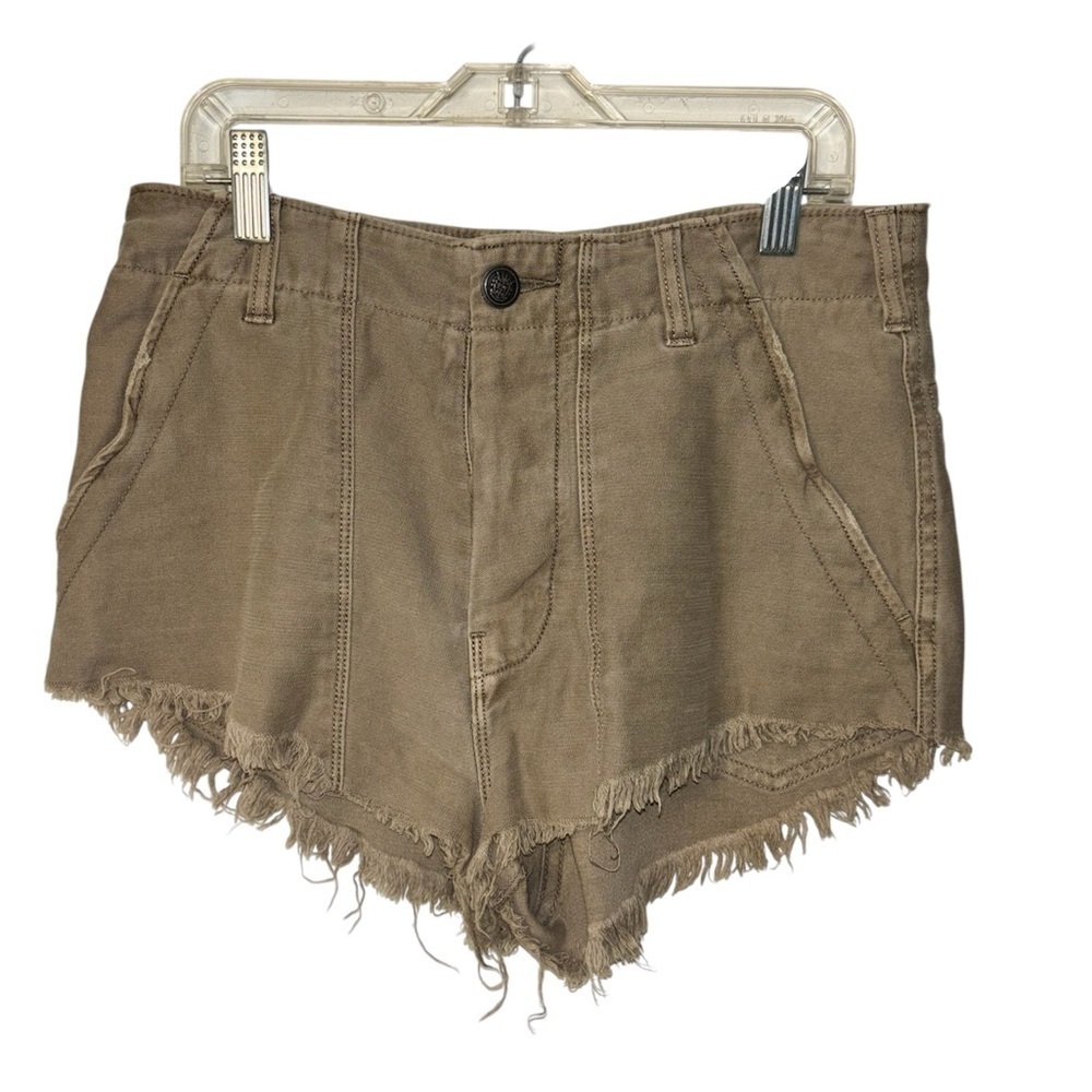 Free People High Waist brown shorts with Distressed Hem